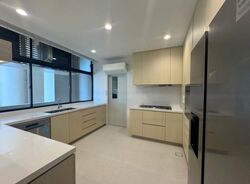 The Colonnade (D10), Condominium #455627231